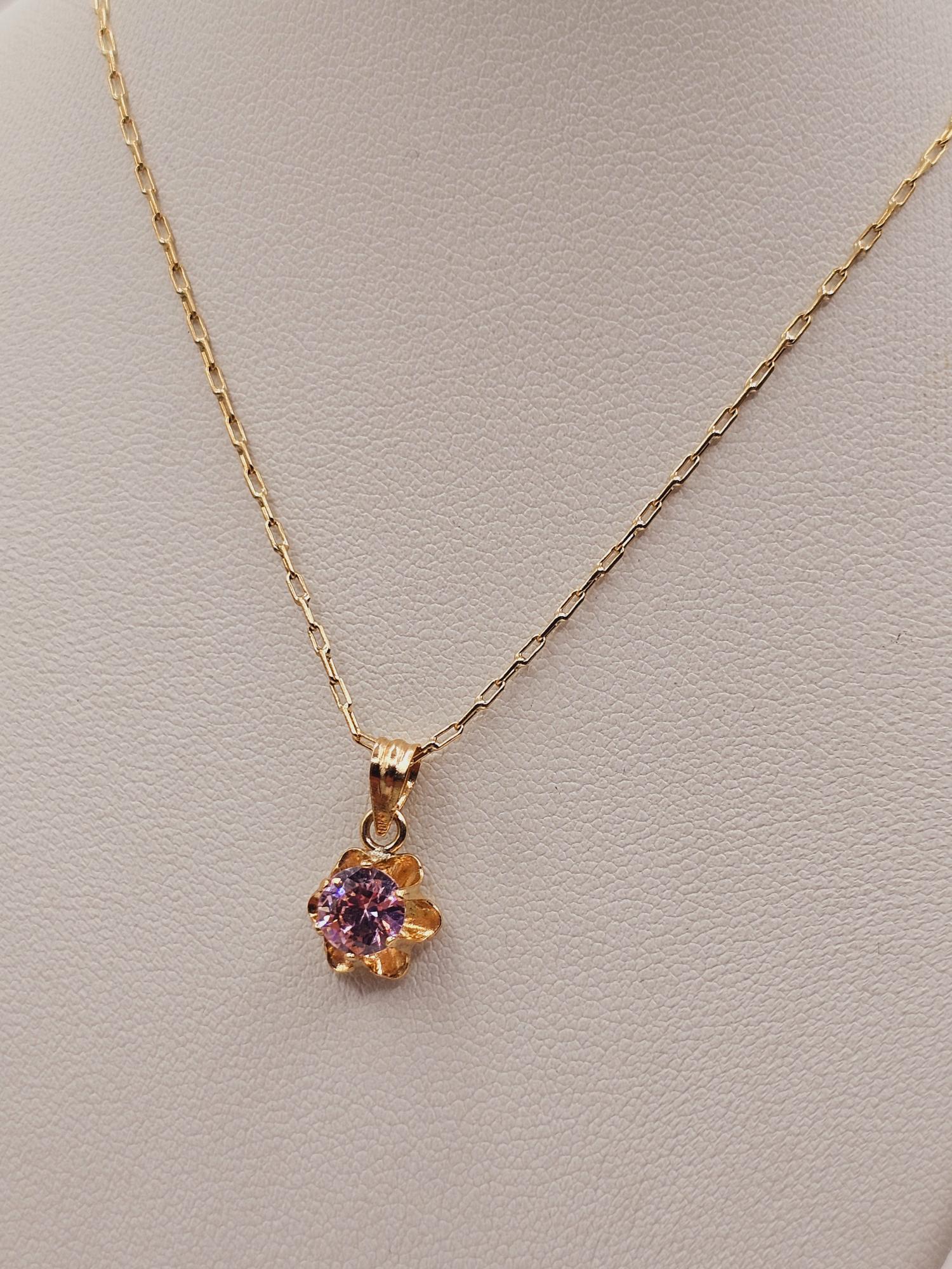 Cadena 50 cm y colgante flor rosa de francia 1.5 cm 2.8 grs Oro 18k  3