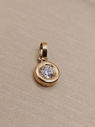 Colgante punto de luz 1.1 cm 0.7 grs Oro 18k