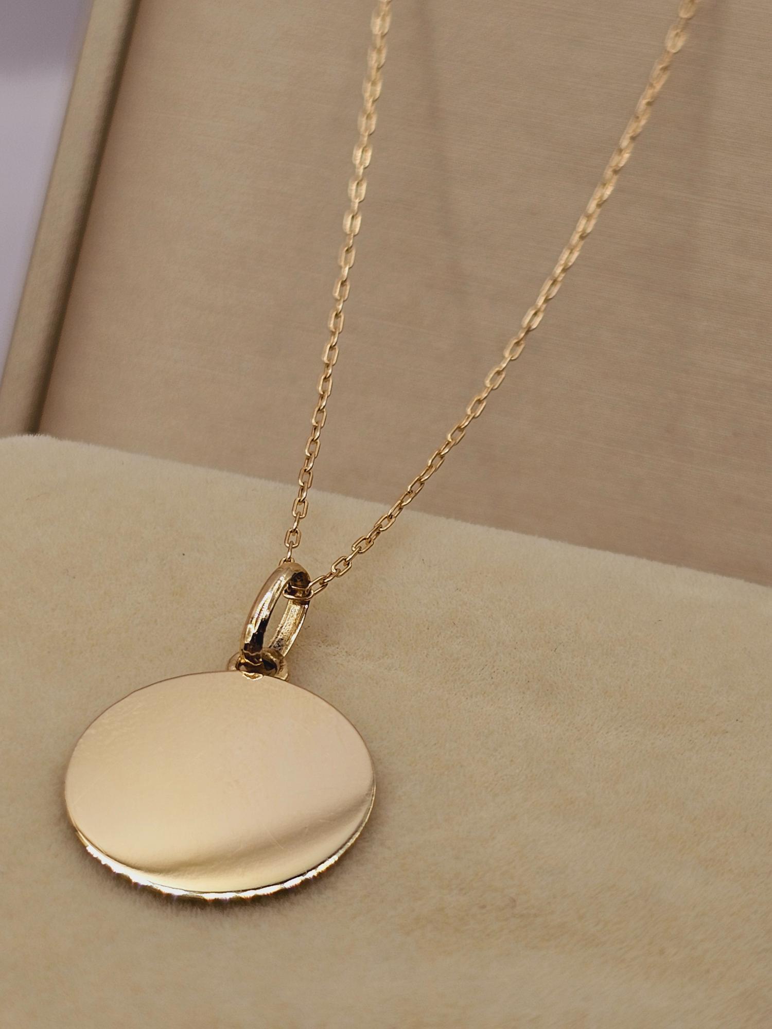 Cadena limada 50 cm y disco liso 1.6 cm 2.5 grs Oro 18k 1