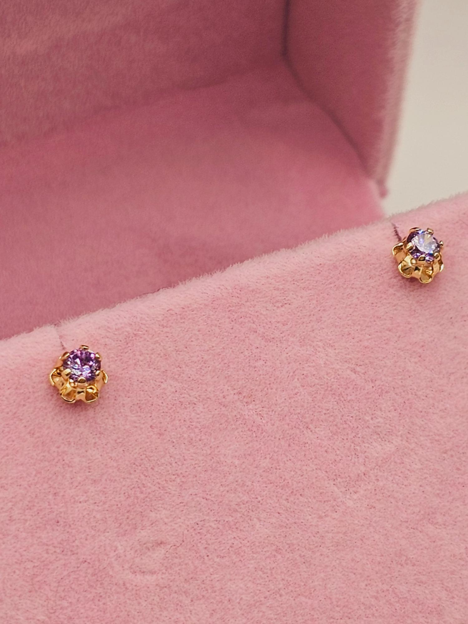 Aros chaton italiano amatista 5 mm 0.8 grs Oro 18k 4