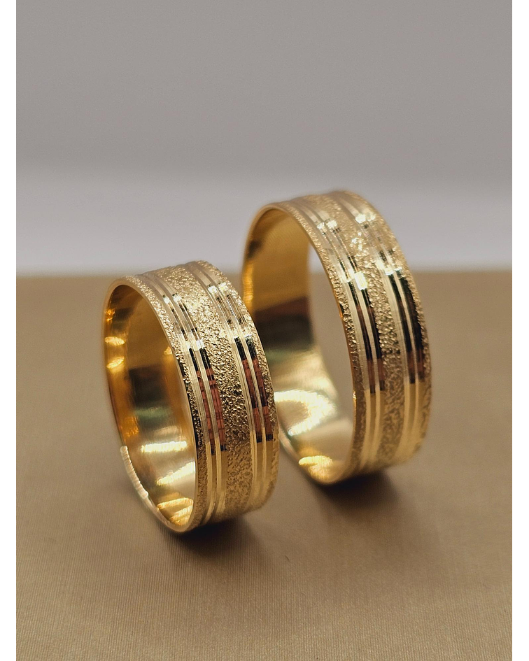 Argollas de matrimonio satinadas brillo 6 mm 8 grs Oro 18k