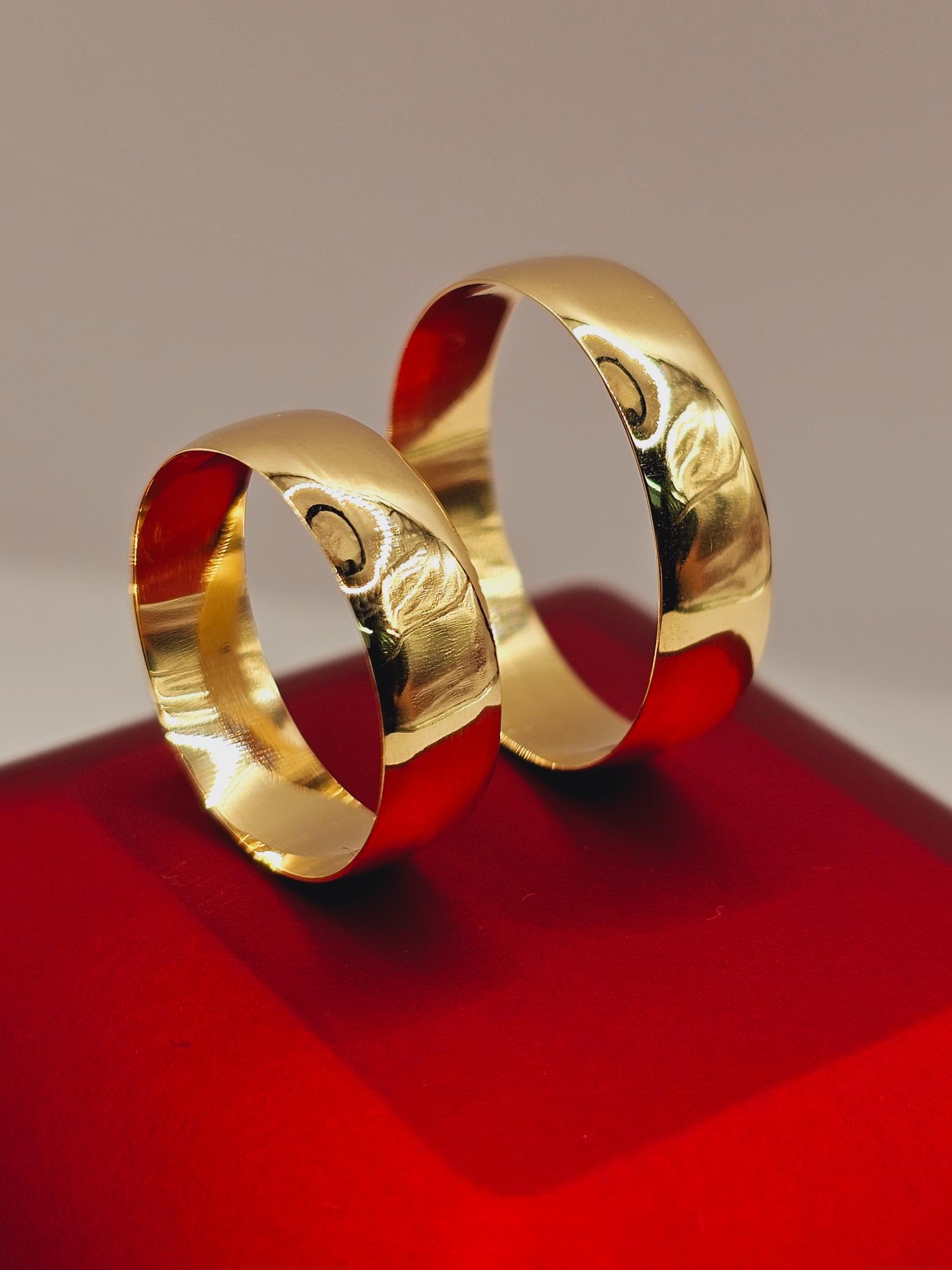 Argollas media caña 6 mm 6 grs Oro 18k 4