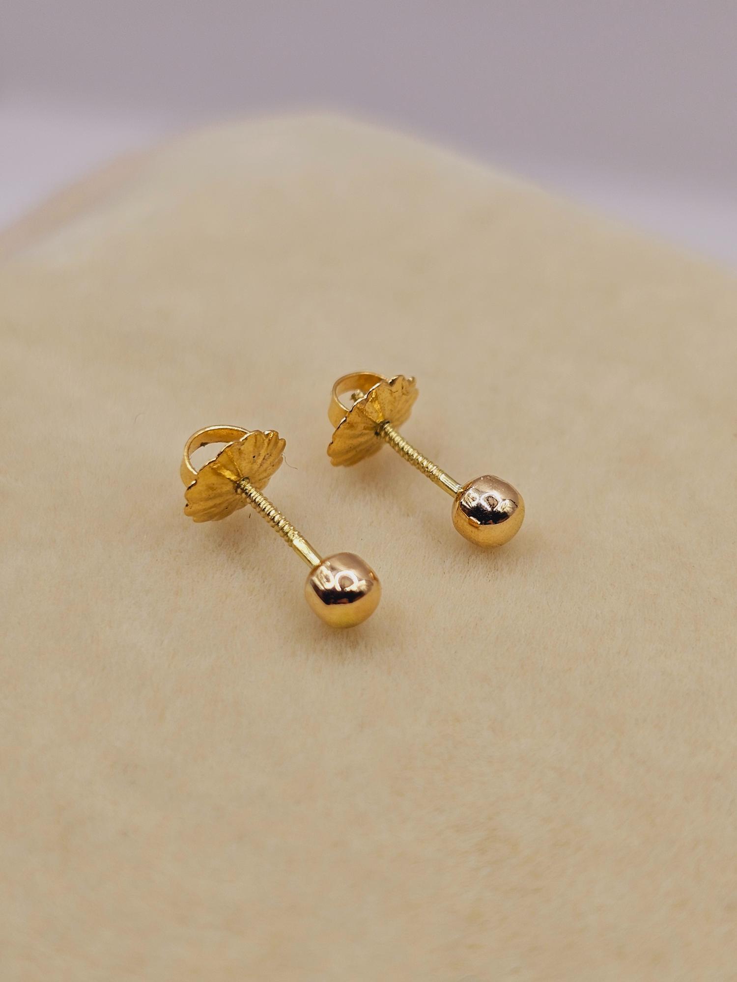 Aros bolita 3 mm Oro 18k 3