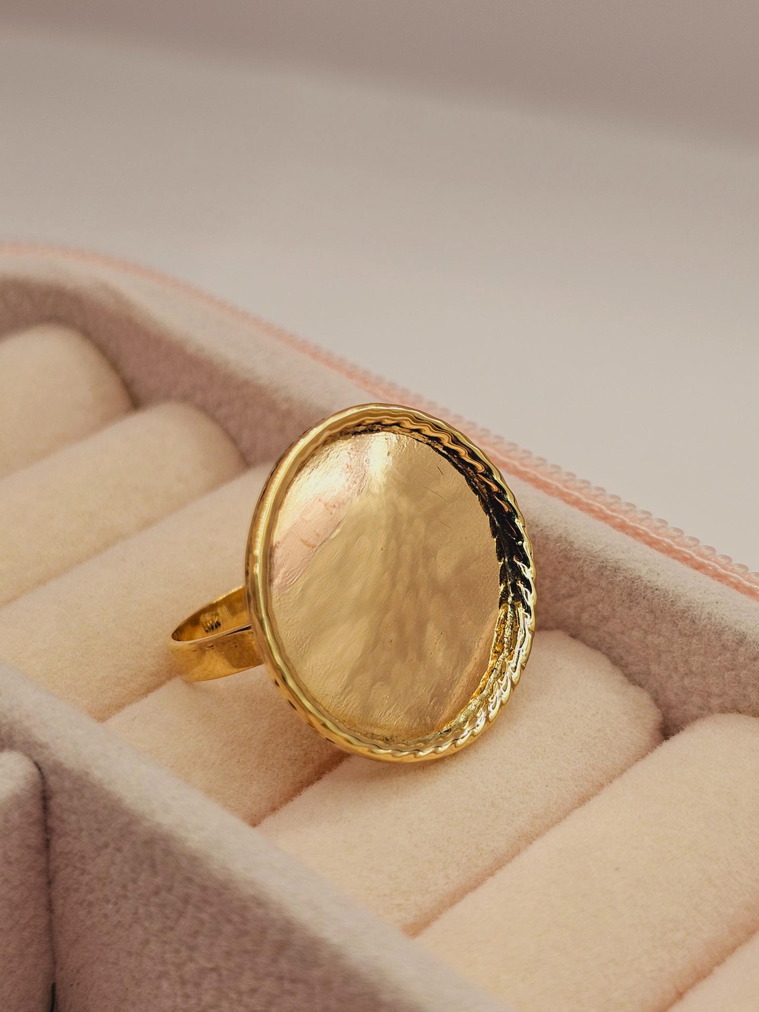 Anillo tazo redondo 2 cm 3.5 grs Oro 18k 2