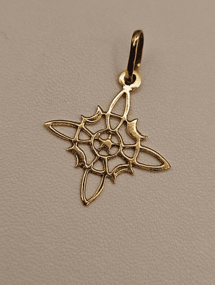 Colgante nudo de bruja 2.1 cm 1.1 grs Oro 18k