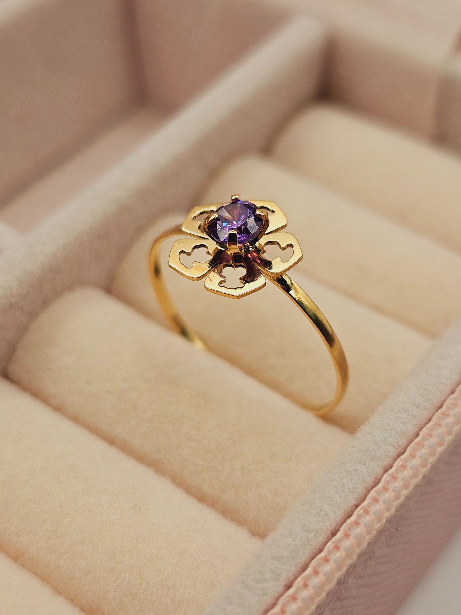 Anillo flor Amatista 1.2 grs Oro 18k 3