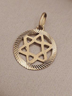Colgante estrella de David 1.7 cm 1.2 grs Oro 18k