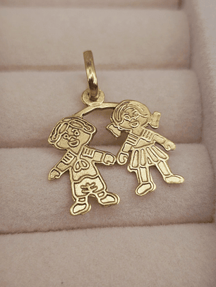 Colgante niña y niño 2.3 cm 1.6 grs Oro 18k