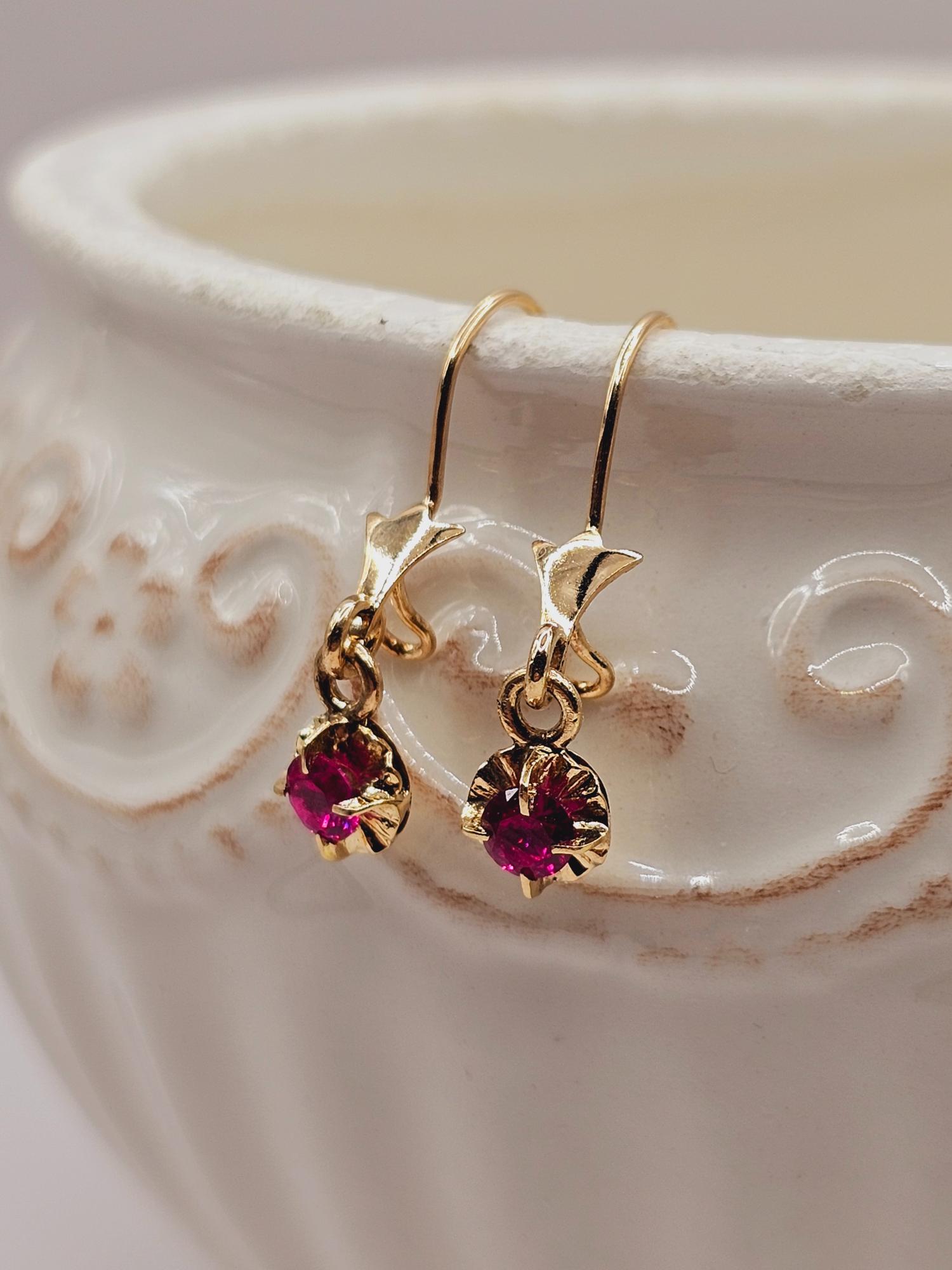 Aros Chatón redondo colgante con rubí 2.2 cm 2.5 grs Oro 18k 4