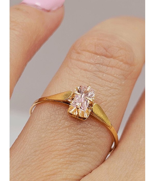 Anillo chatón rosa de Francia 1.5 grs Oro 18k