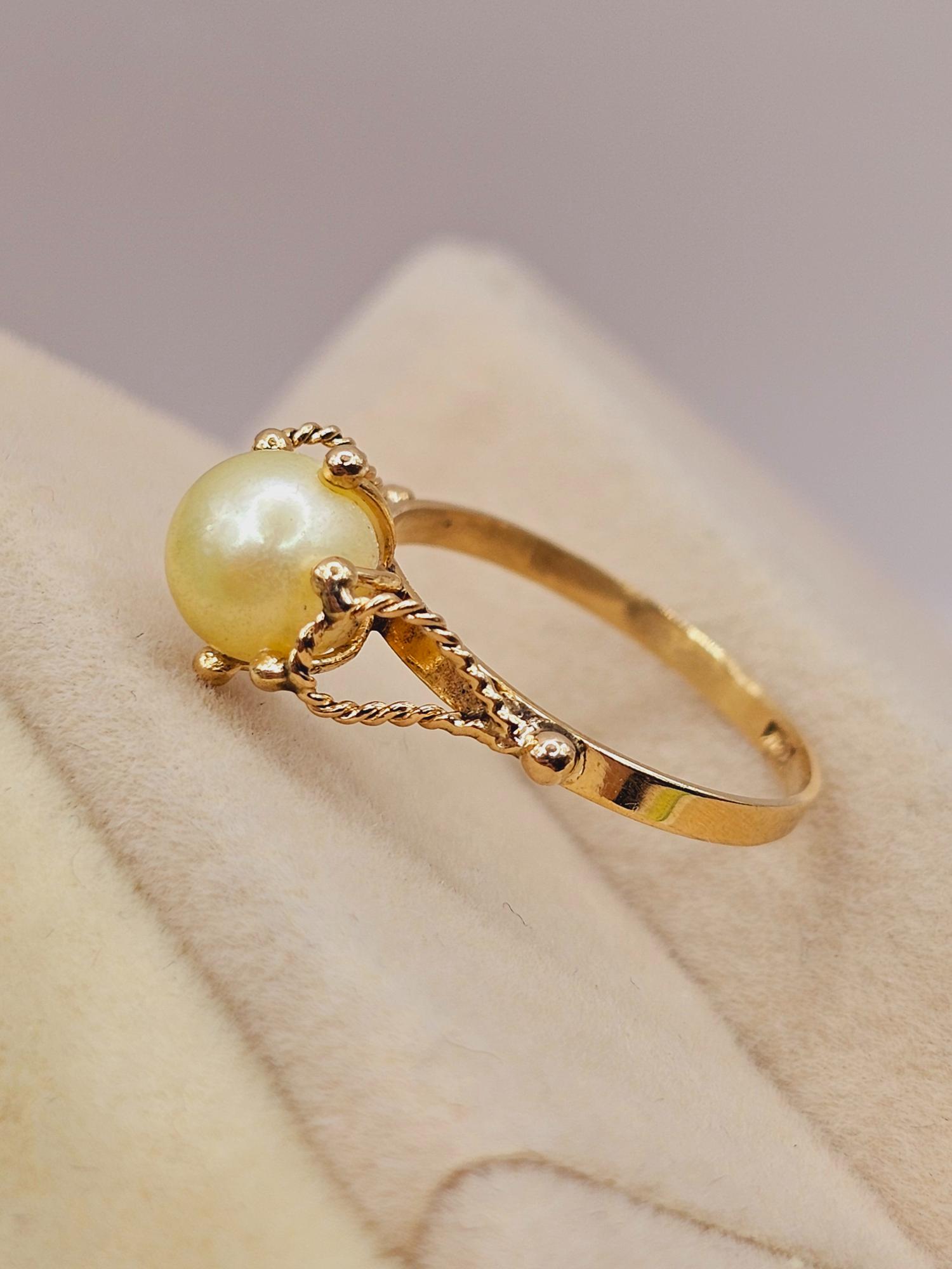 Anillo perla cultivada pistilo 1.8 grs Oro 18k 5