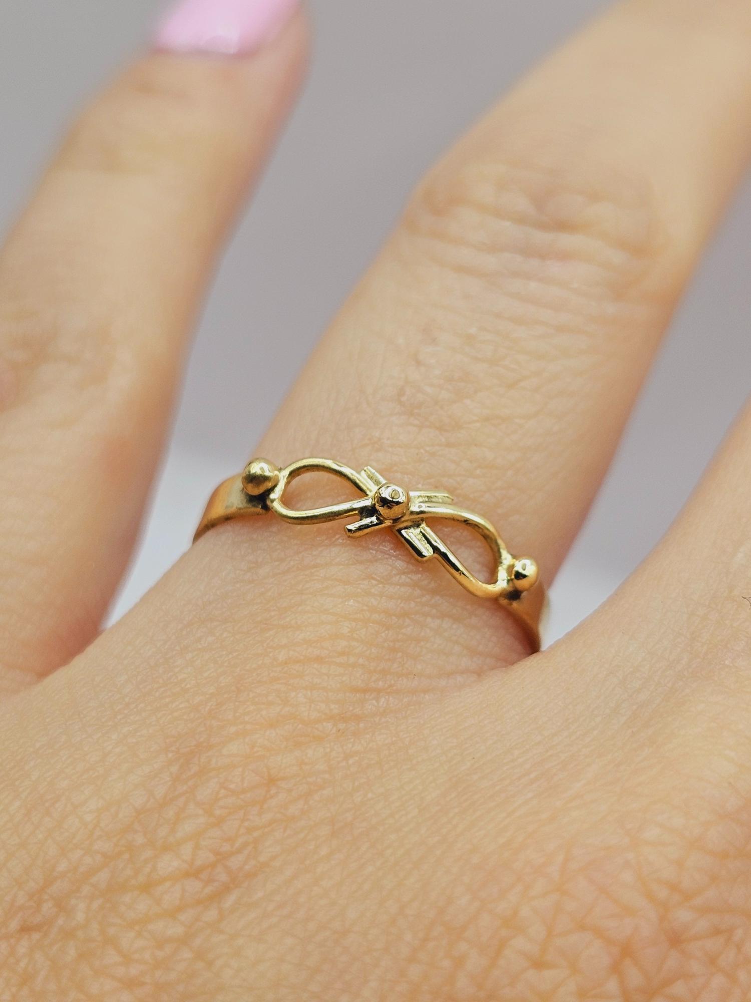 Anillo infinito liso 1.6 grs Oro 18k 2