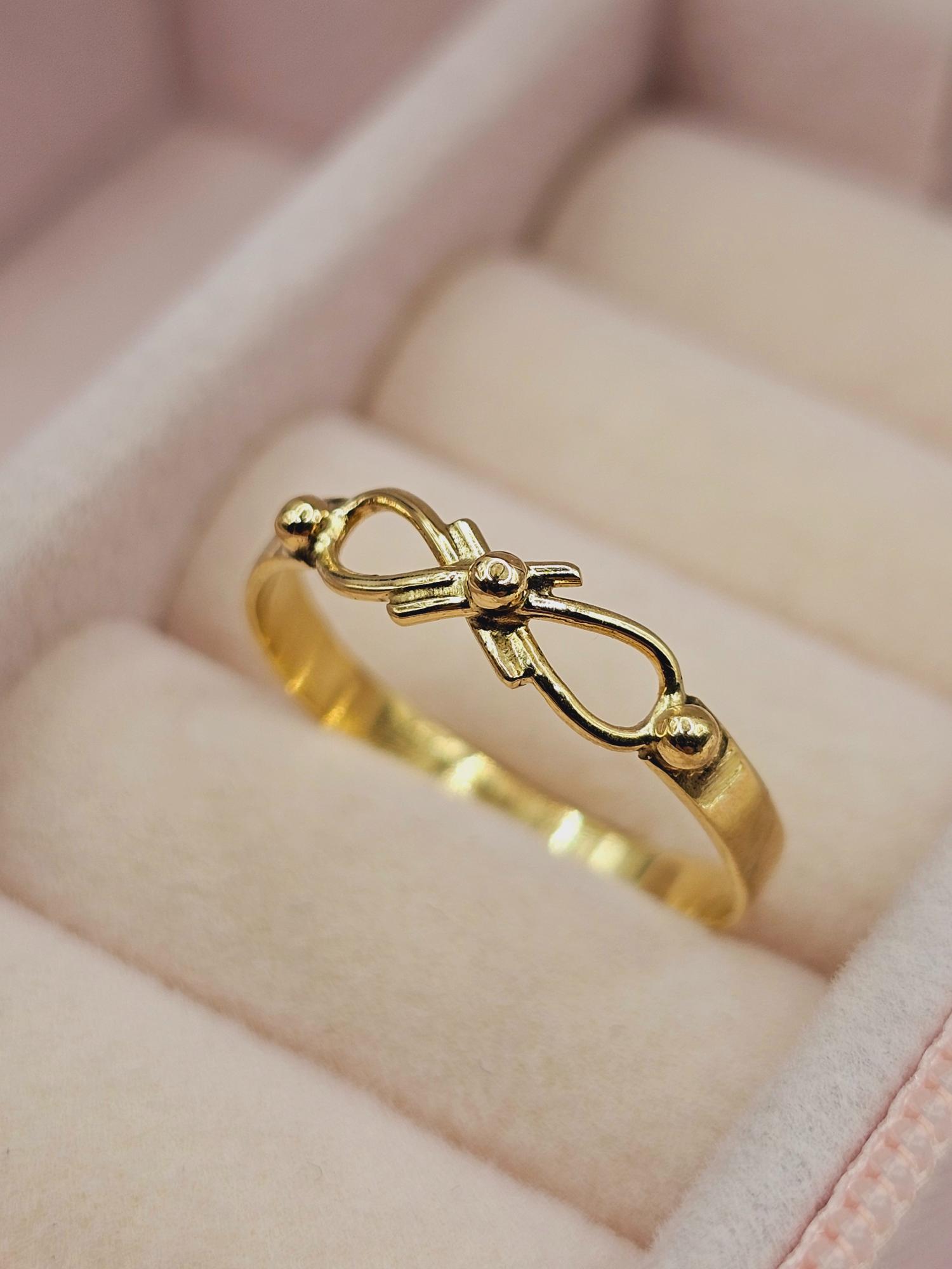 Anillo infinito liso 1.6 grs Oro 18k 3