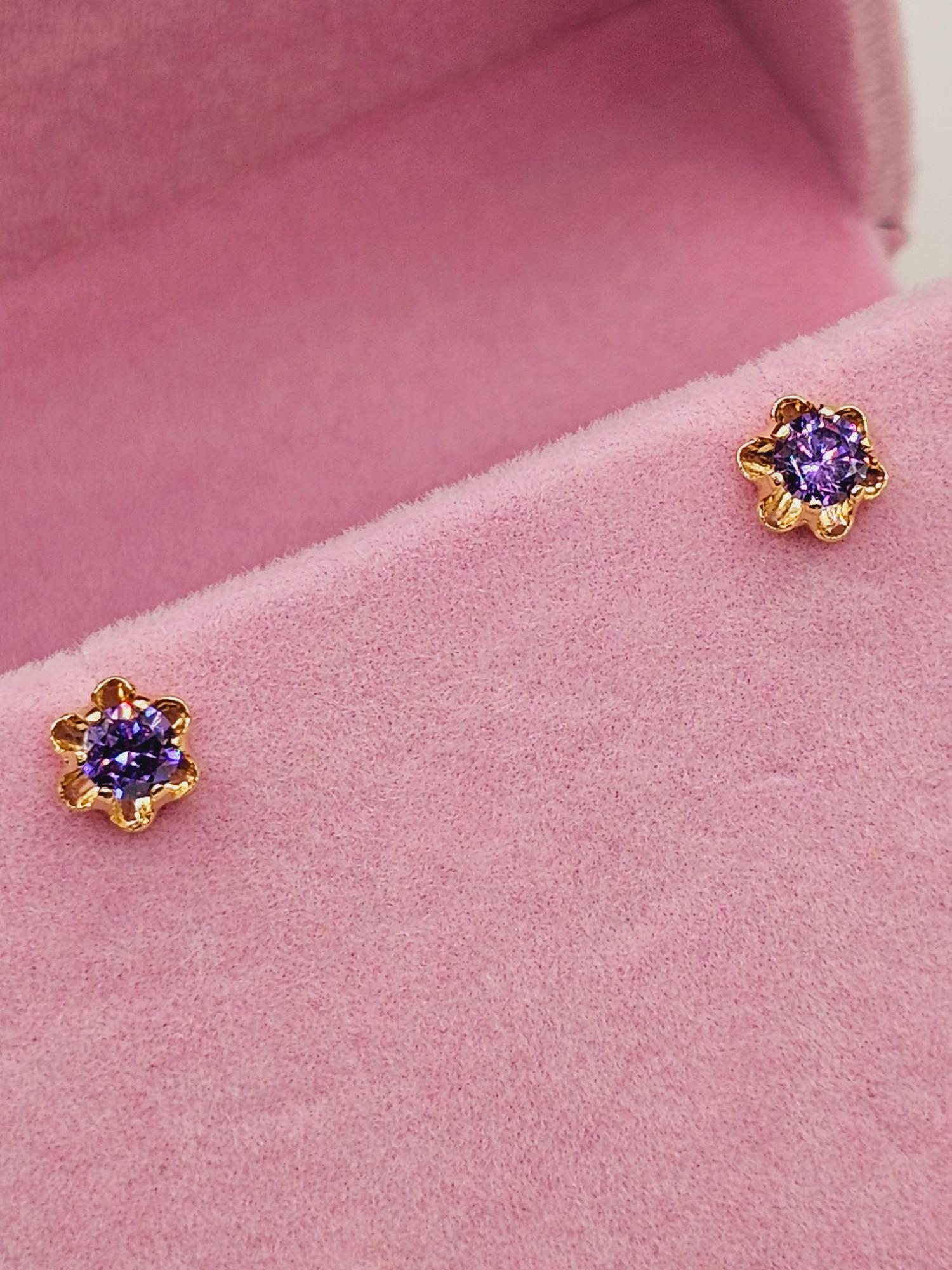 Aros chaton italiano amatista 7 mm 1.3 grs Oro 18k 4