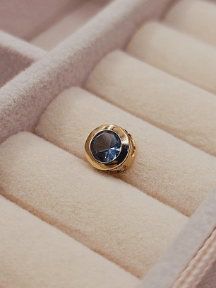 Colgante punto de luz aquamarina 7 mm 0.7 grs Oro 18k