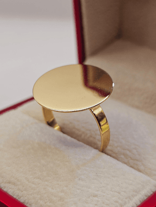 Anillo tazo redondo 2 cm 4.6 grs Oro 18k