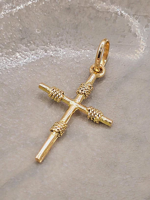 Colgante cruz amarras 3.3 cm 1.7 grs Oro 18k