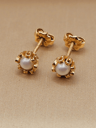 Aros perla cultivada cuello de payaso 6.5 cm 1.8 grs Oro 18k