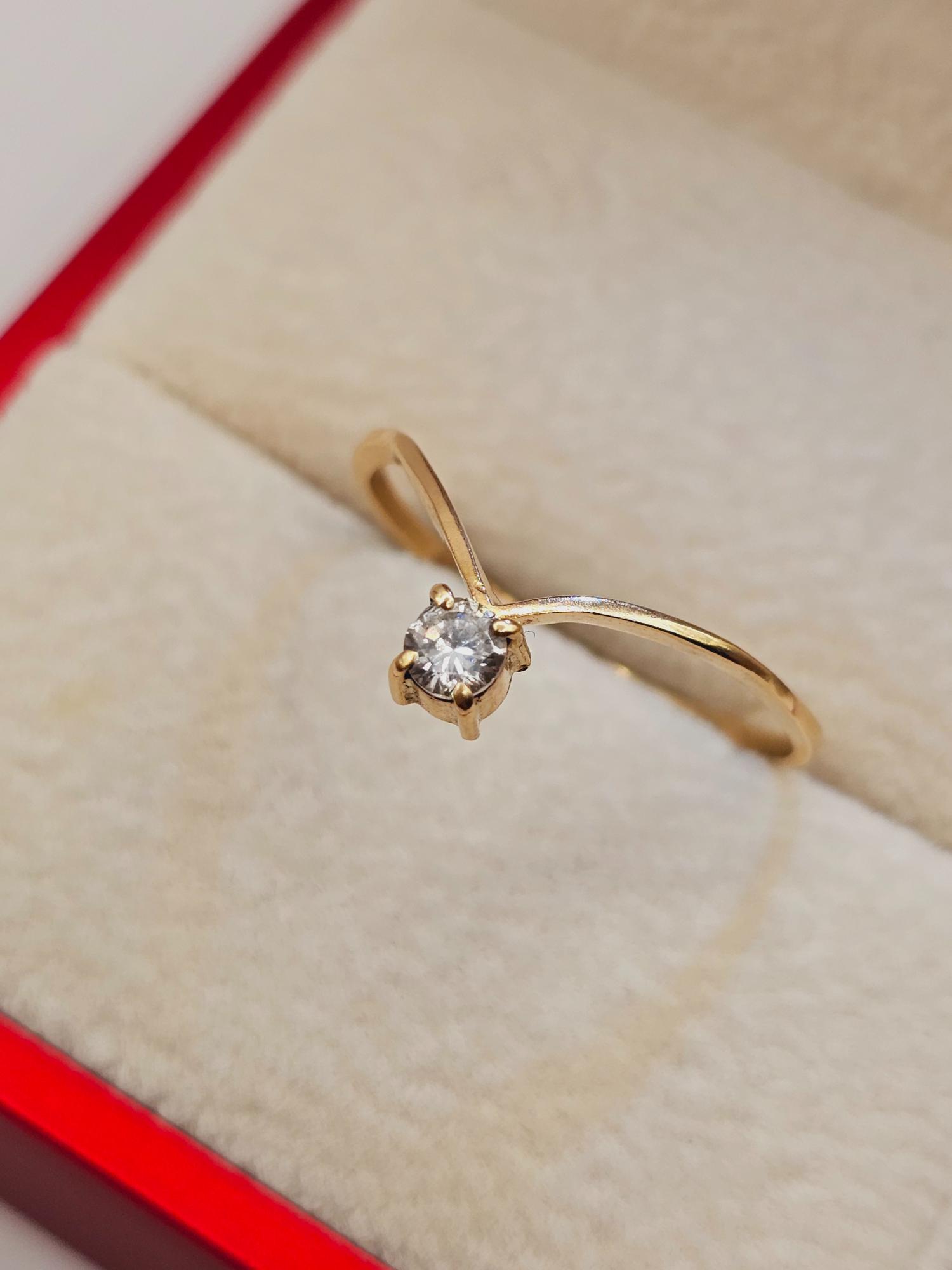 Anillo venecia circón 1.7 grs Oro 18k 3