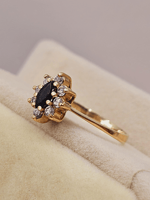 Anillo lady ónix 3 grs Oro 18k