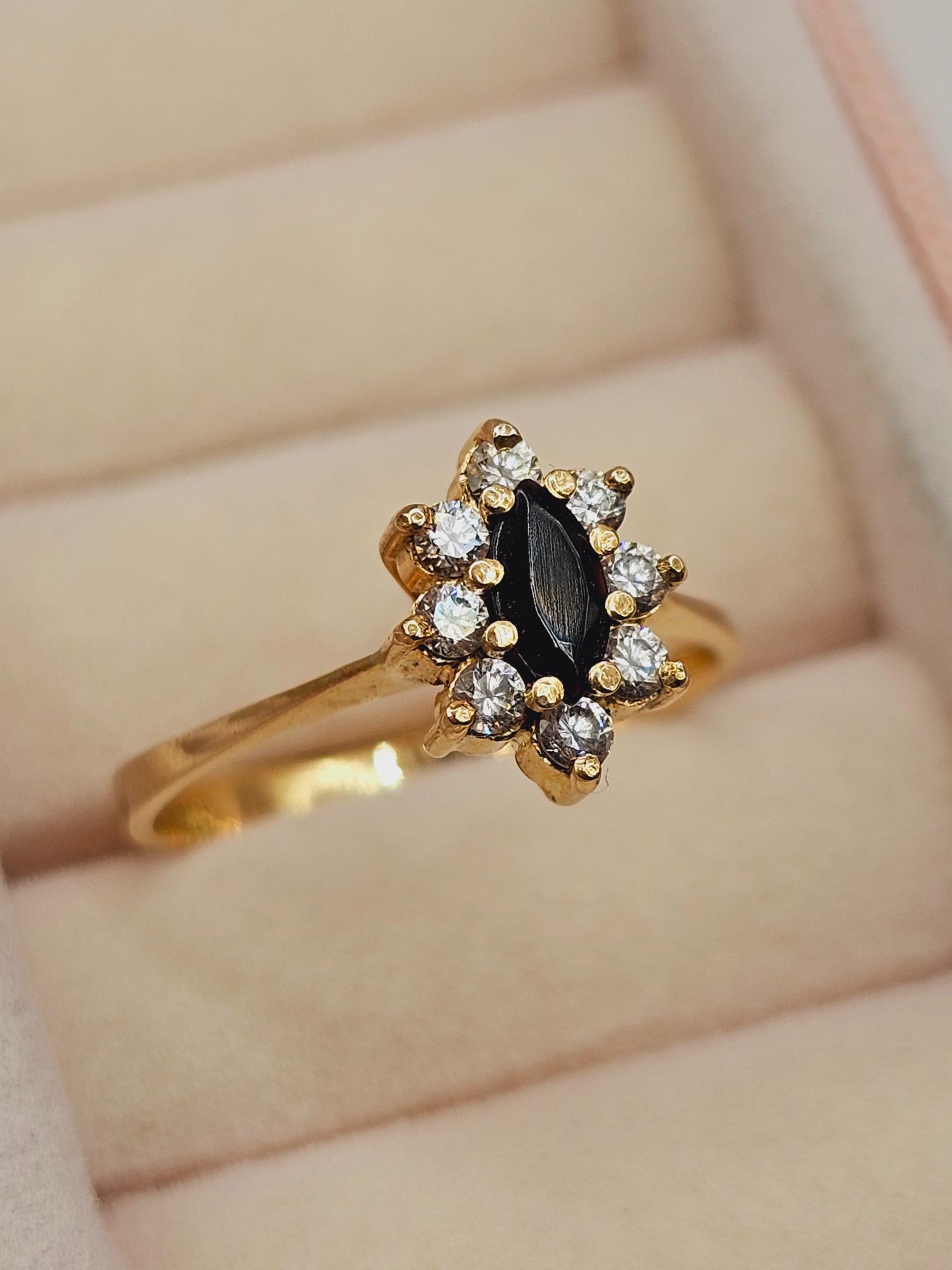 Anillo lady ónix 3 grs Oro 18k 7