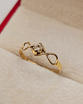 Anillo Infinito circón 1.5 grs Oro 18k