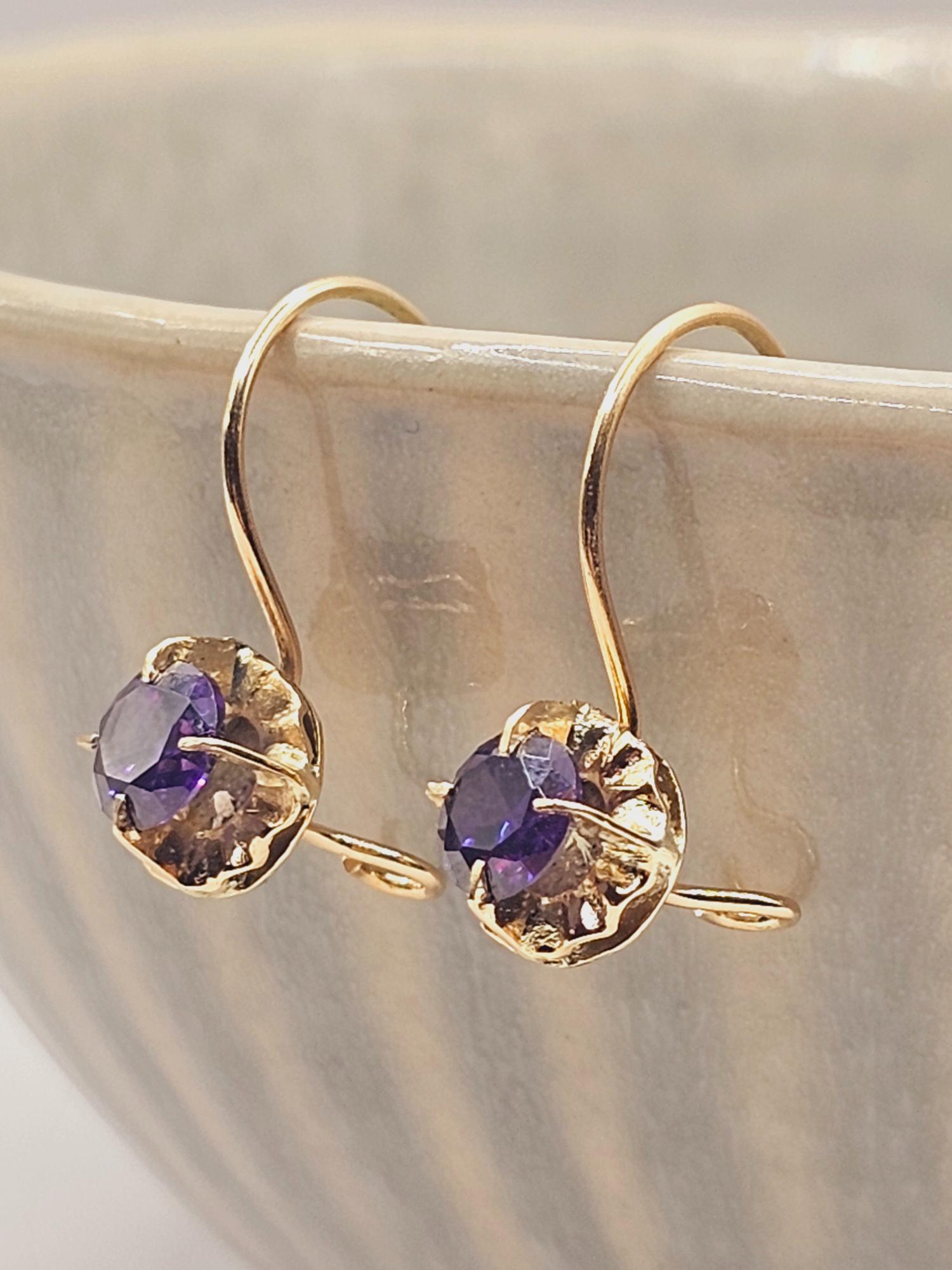 Aros chaton colgante amatista 2 cm 1.9 grs Oro 18k 5