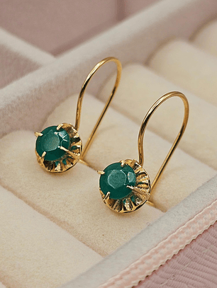 Aros chaton colgante esmeralda 2 cm 1.9 grs Oro 18k