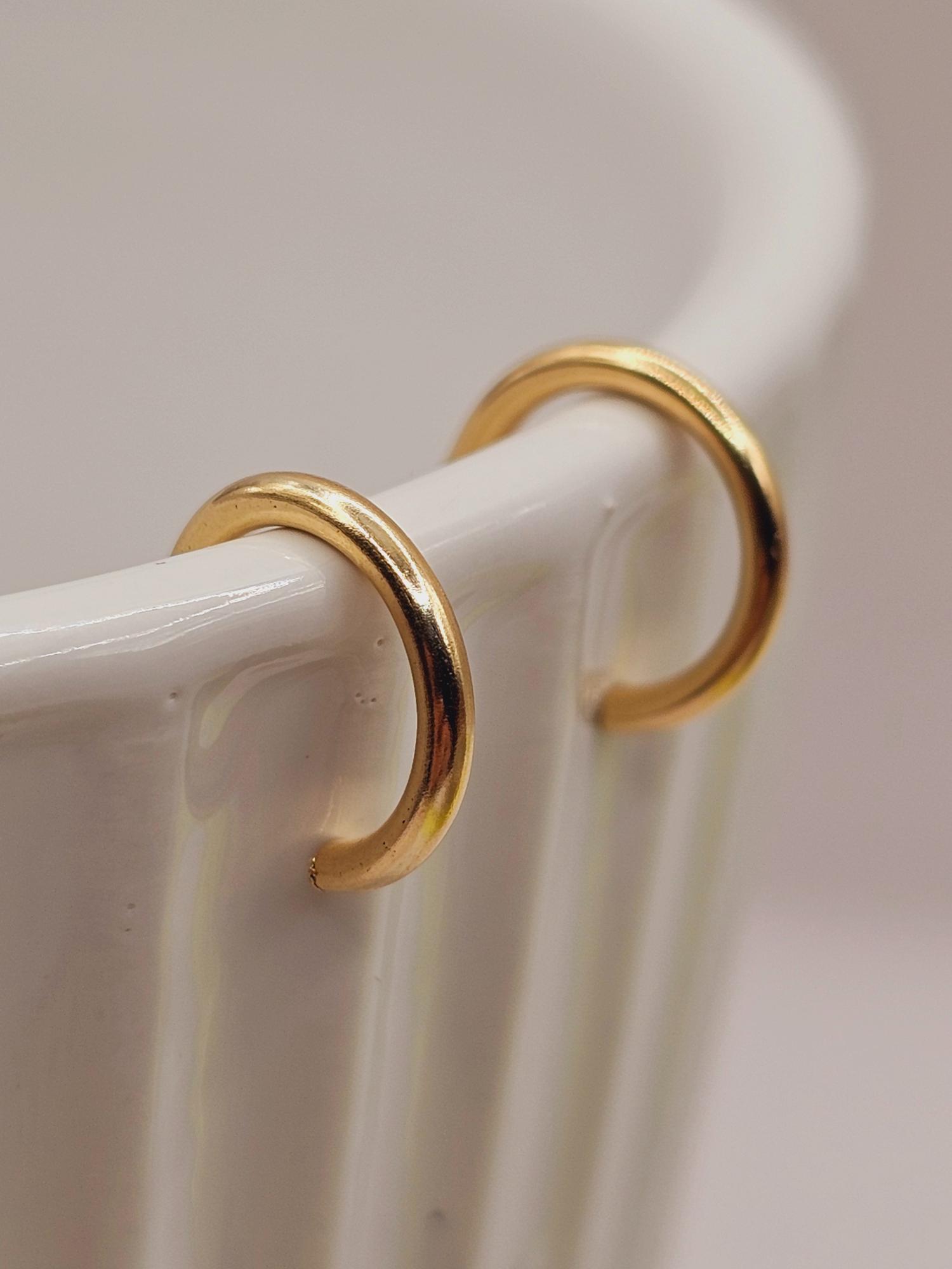 Aros argolla tubo 1.2 cm 1.1 grs Oro 18k 3