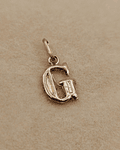 Colgante letra G 1.6 cm 0.7 grs Oro 18k