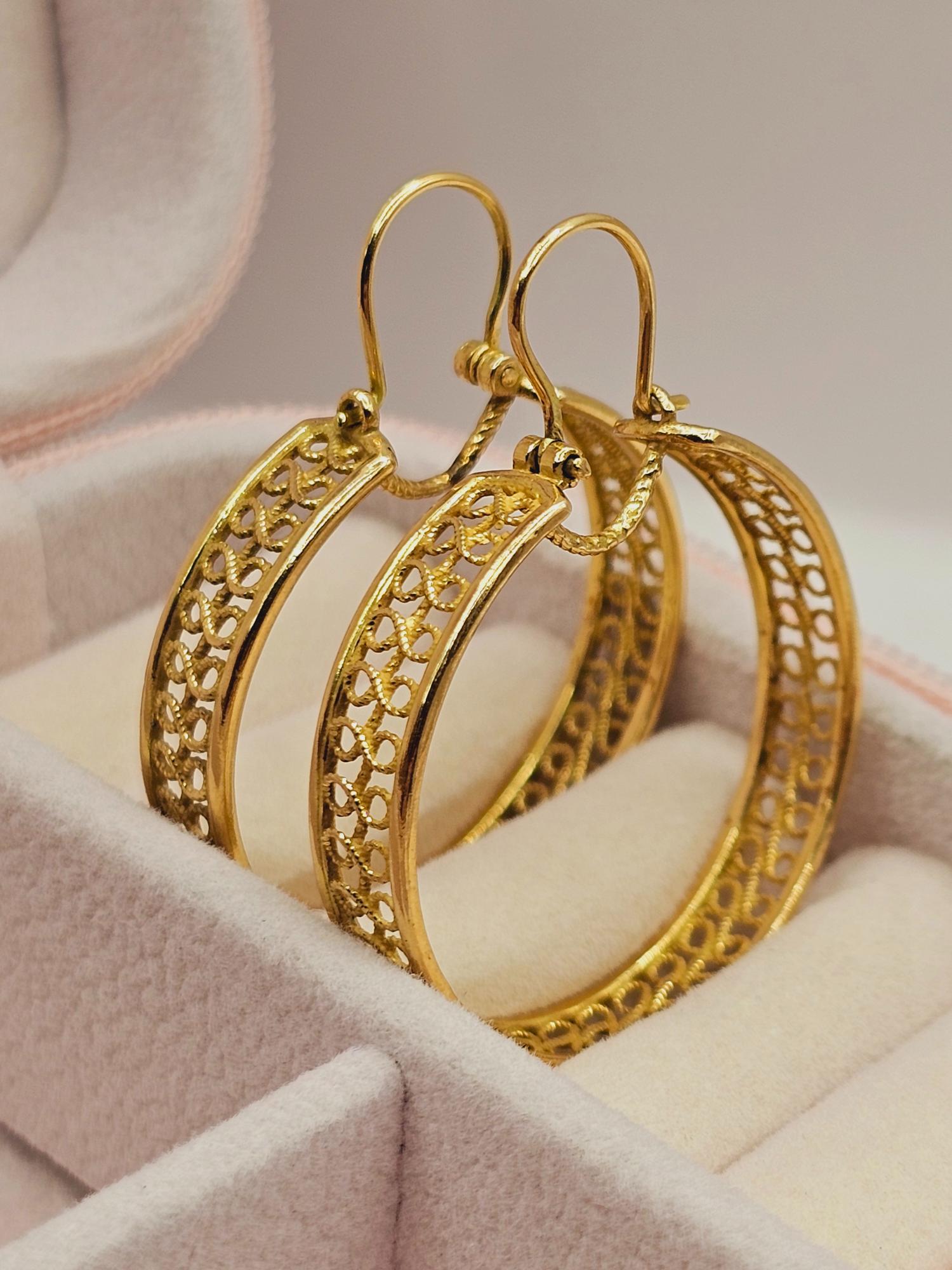 Aros filigrana 3 cm 8 grs Oro 18k 1