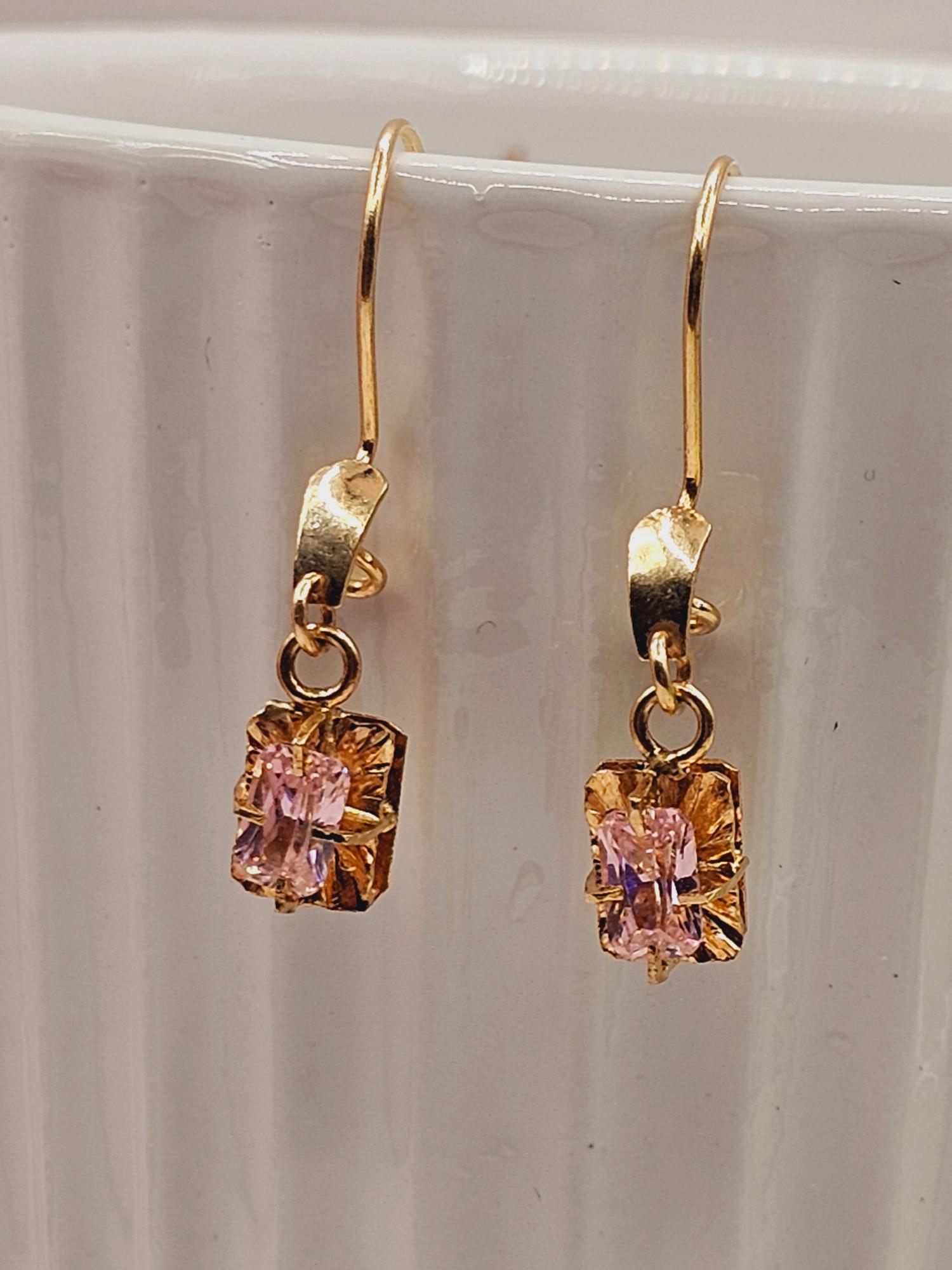 Aros chaton colgante cuadrados rosa de francia 3.2 cm 3 grs Oro 18k 2