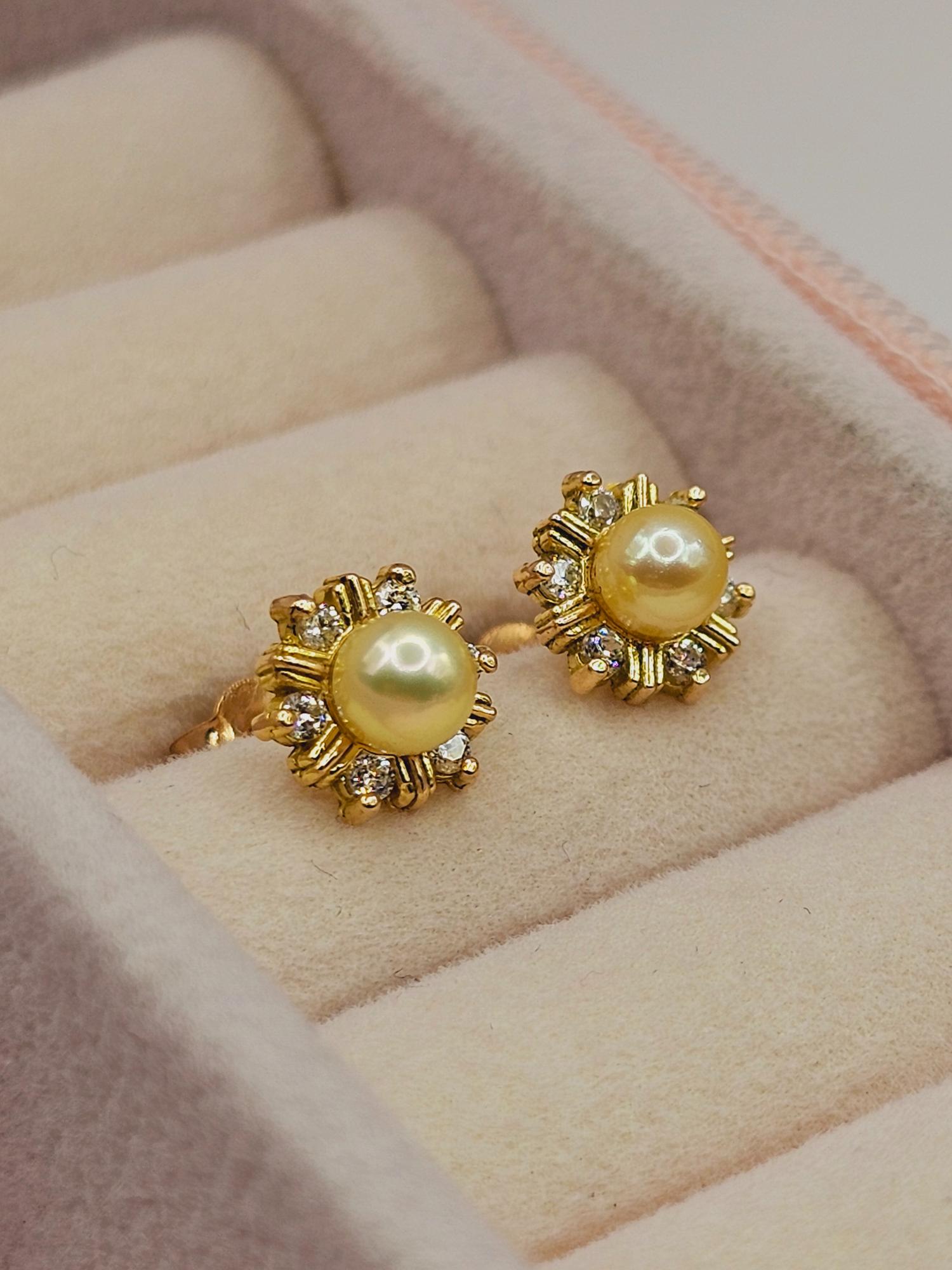 Aros roseta perla cultivada y circones 8 mm 2.3 grs Oro 18k 3