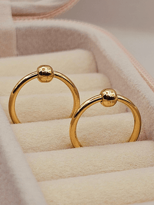 Aros argolla bolita 1.6 cm 1.5 grs Oro 18k