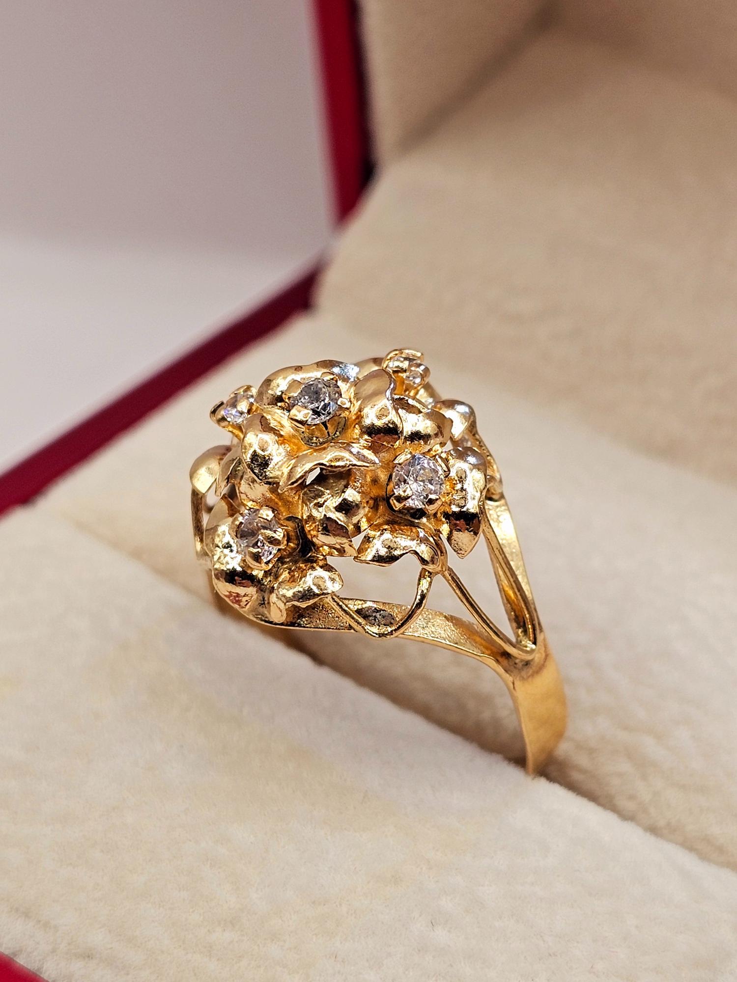 Anillo florentino circones 3.7 grs Oro 18k 4