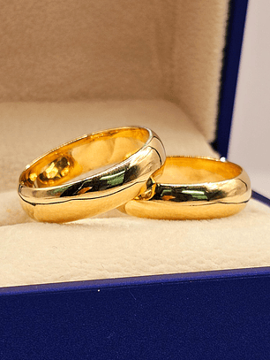 Argollas de matrimonio modelo inglés 6 mm 14 grs Oro 18k