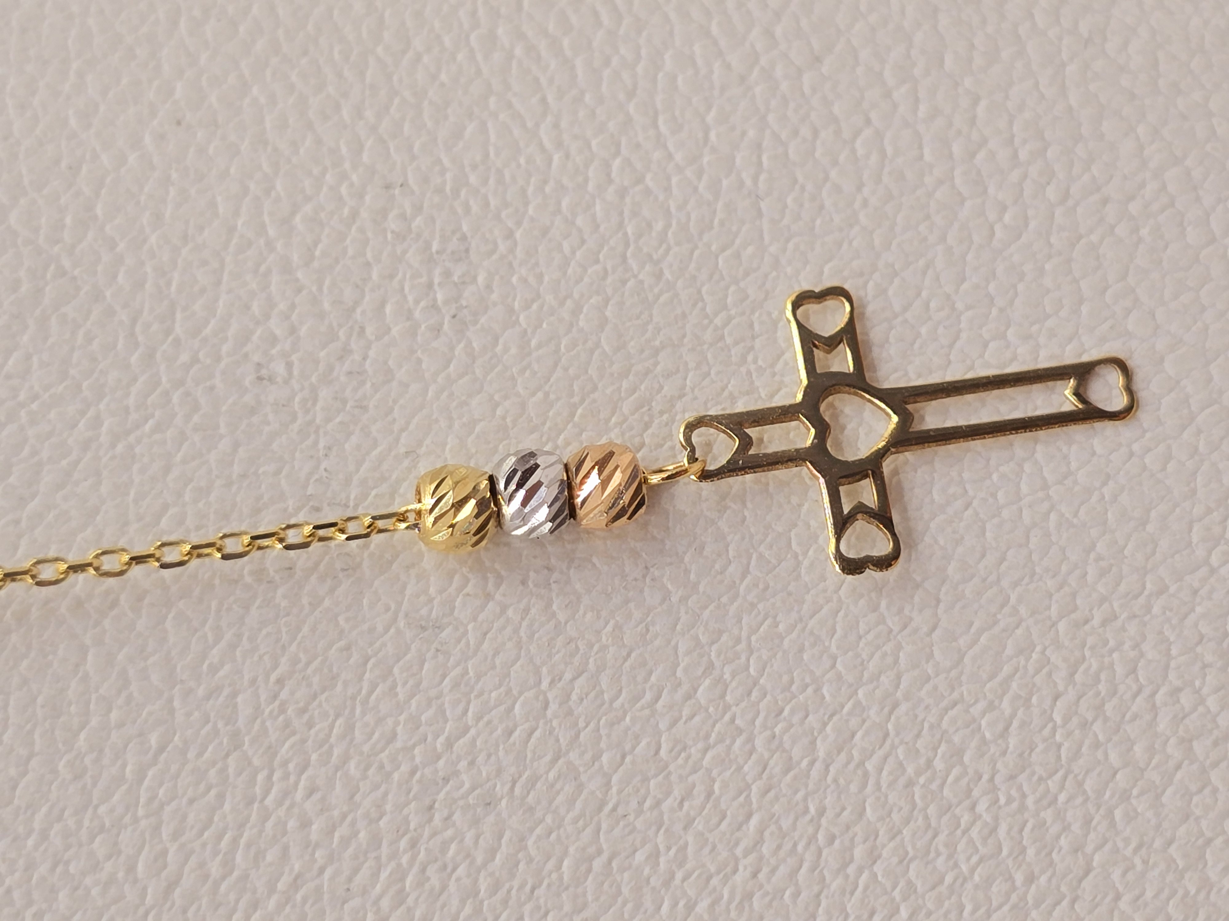 Collar corazones y cruz 40 cm ajustables 2.3 grs Oro italiano amarillo y blanco 18k  5
