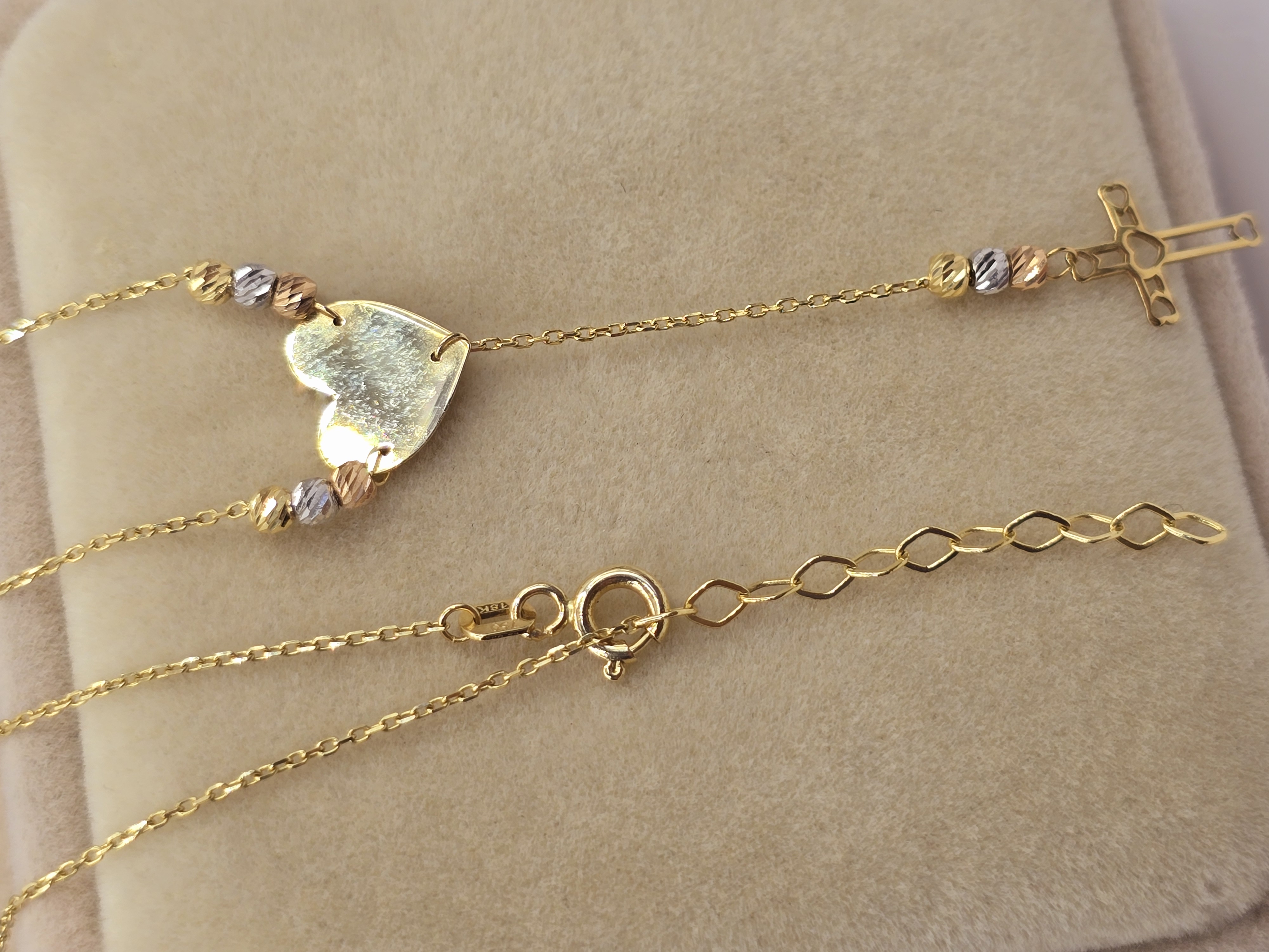 Collar corazones y cruz 40 cm ajustables 2.3 grs Oro italiano amarillo y blanco 18k  7