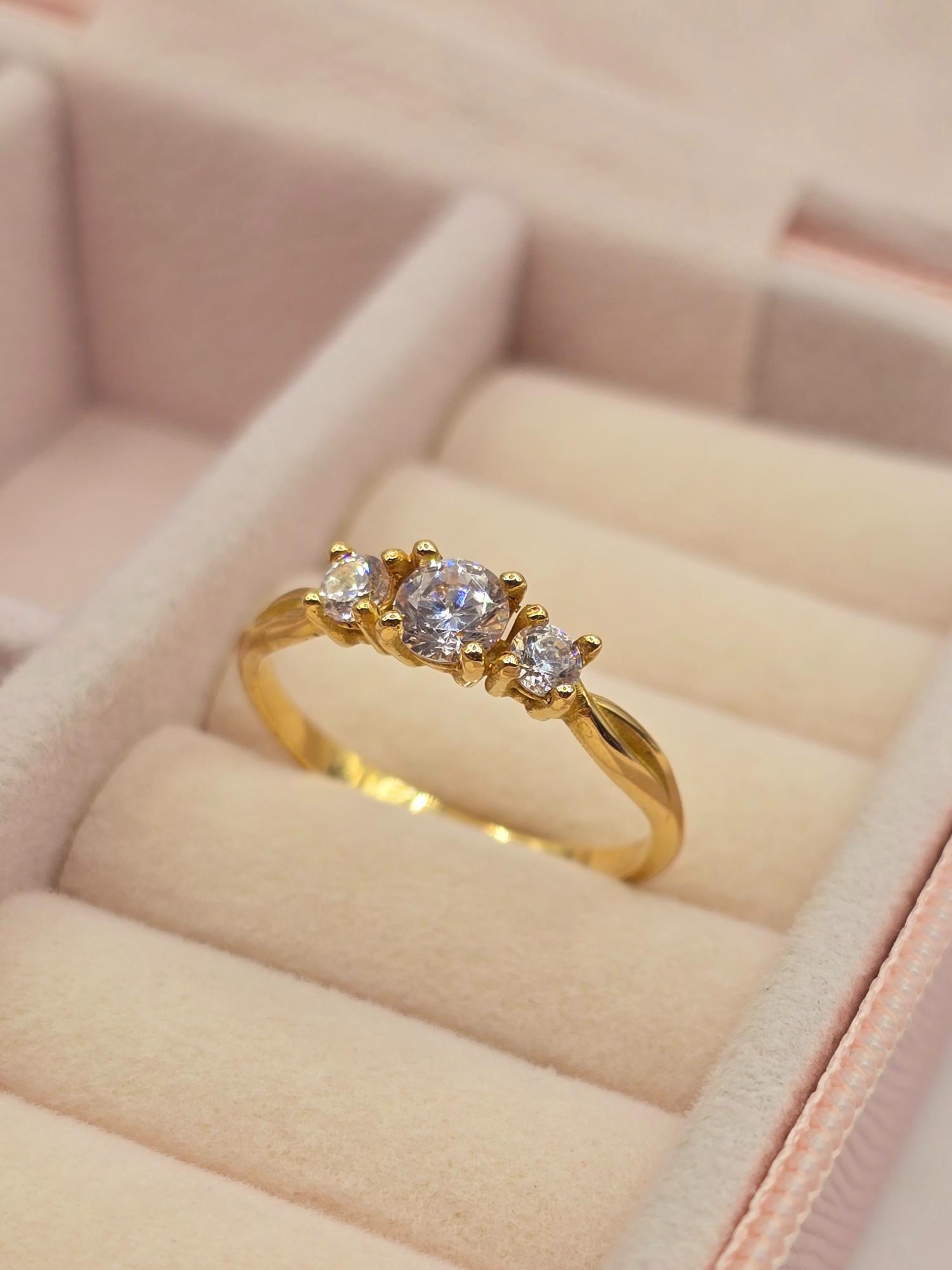 Anillo princesa 3 grs Oro 18k 1