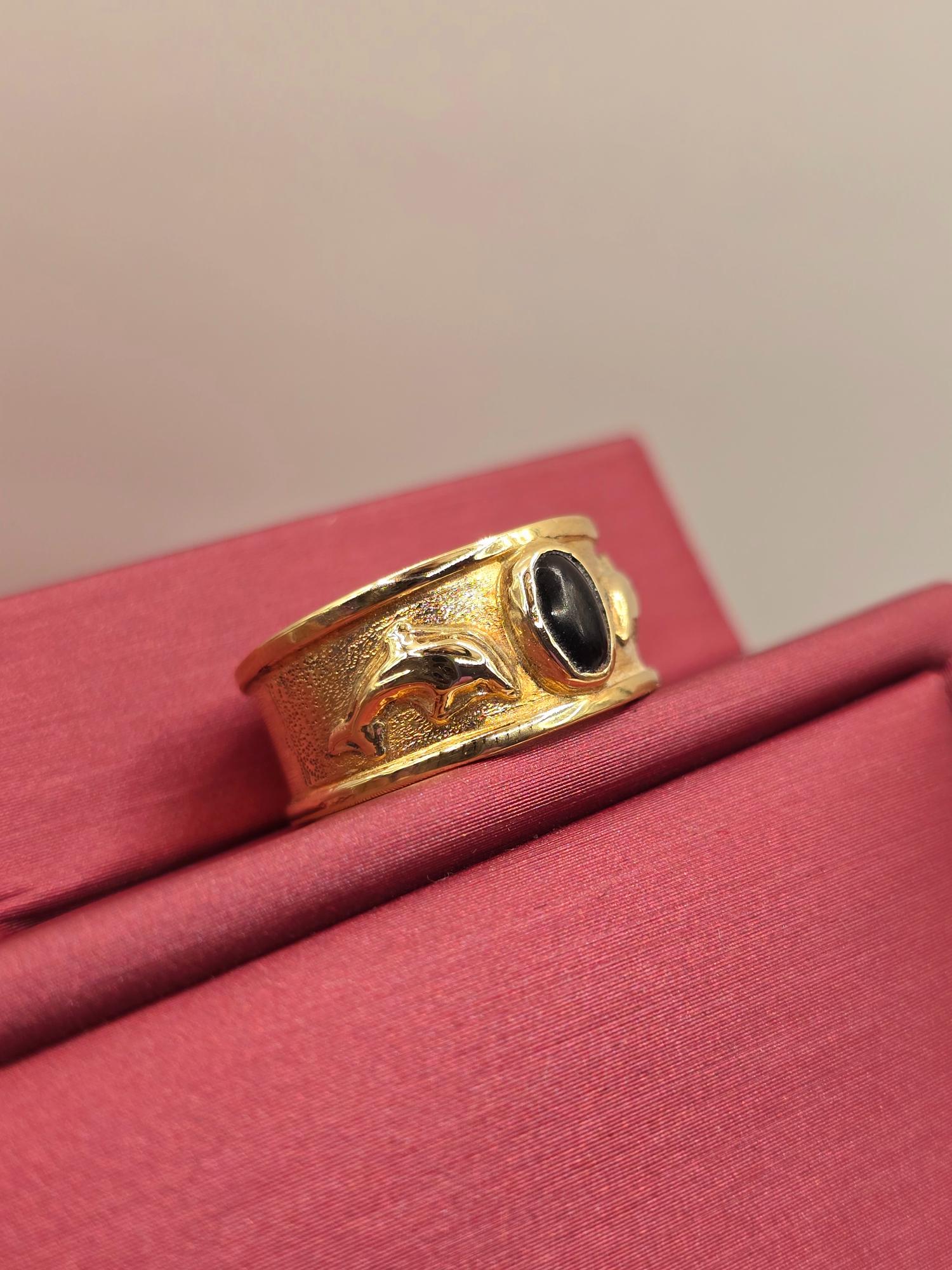 Anillo delfines y onix 9 mm 4 grs Oro 18k 4