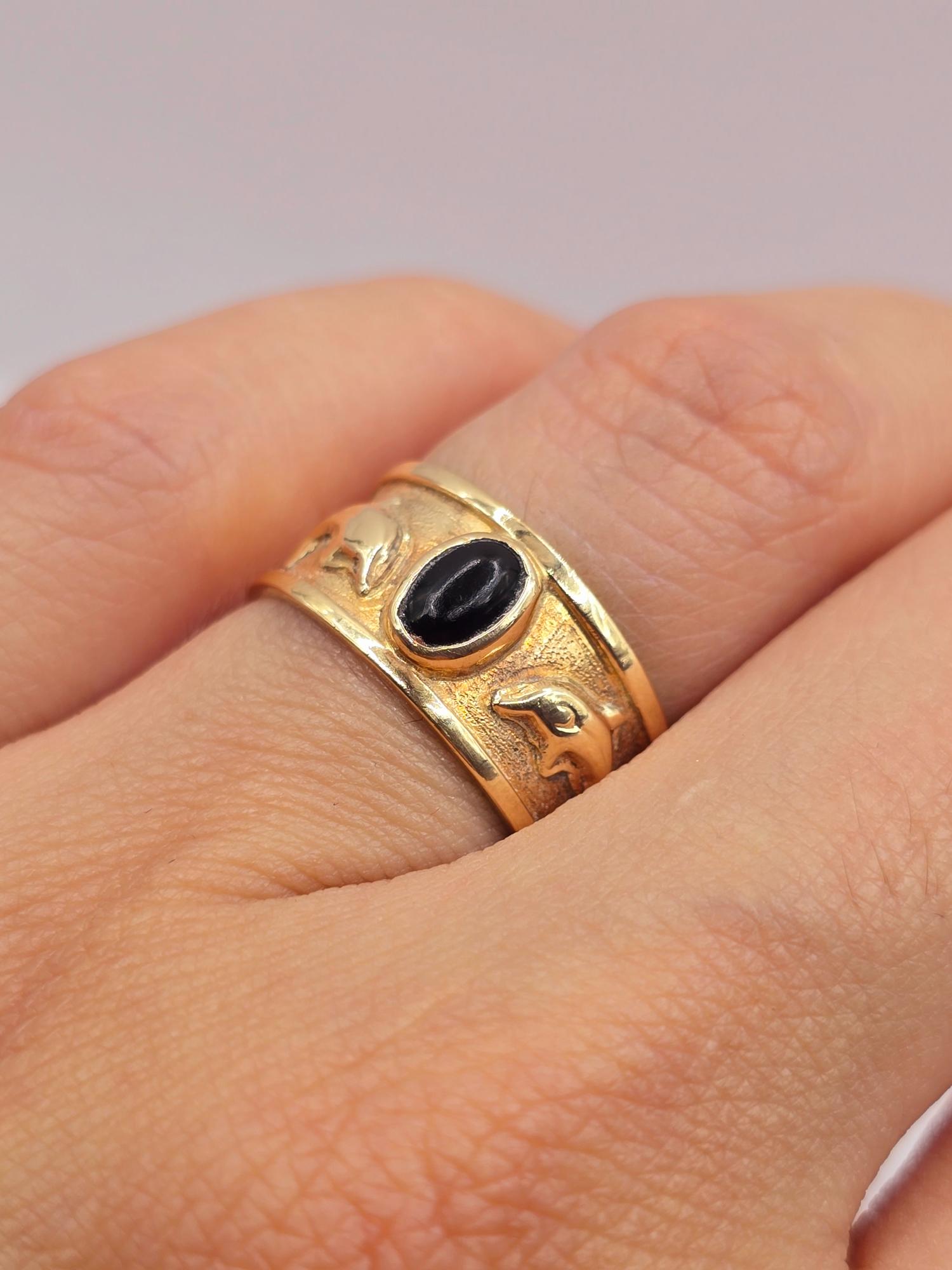 Anillo delfines y onix 9 mm 4 grs Oro 18k 3