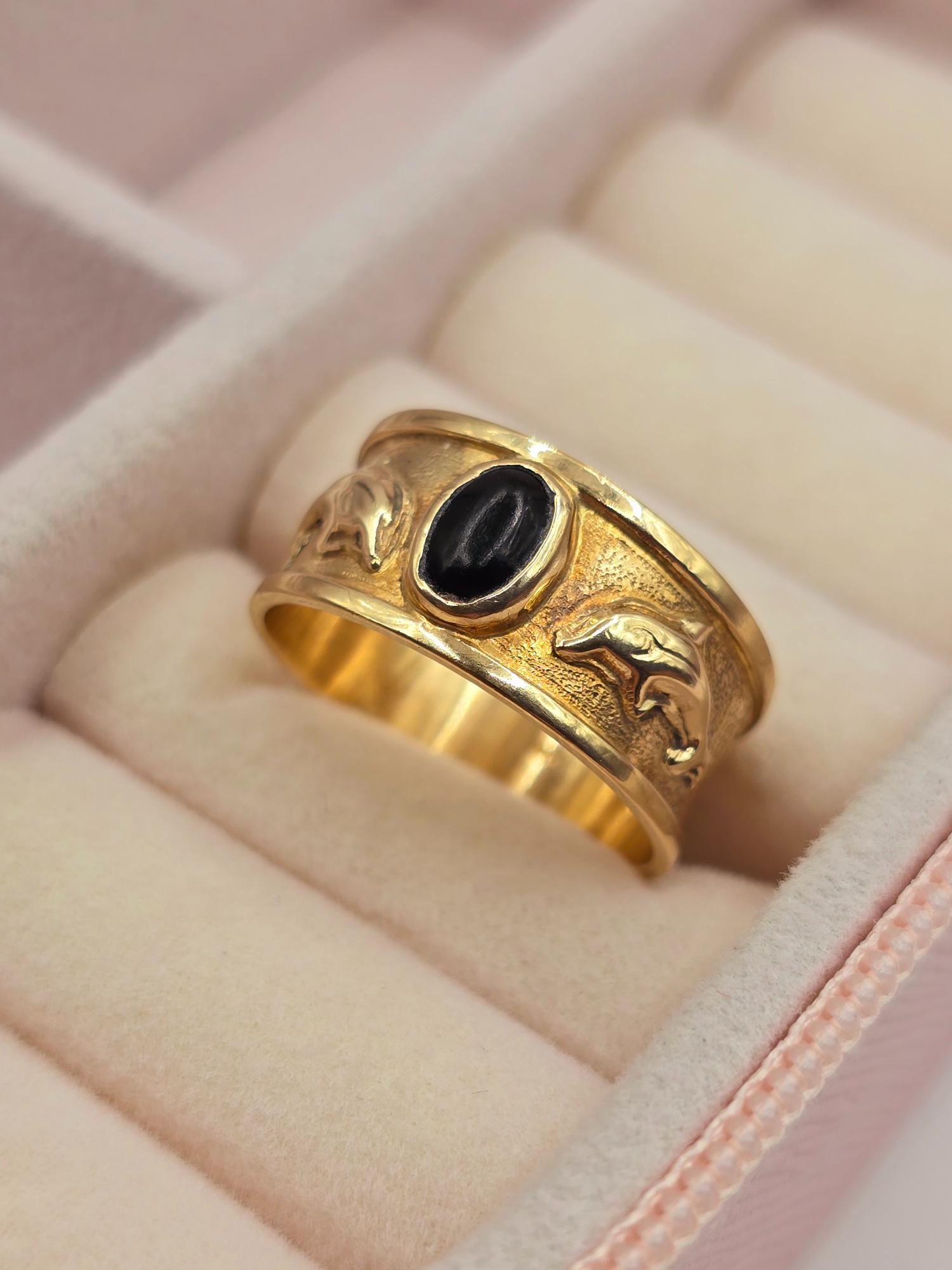 Anillo delfines y onix 9 mm 4 grs Oro 18k 2