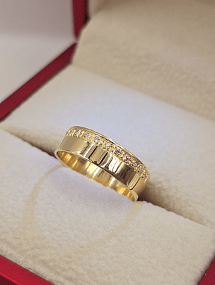 Anillo plano medio cintillo circones 5 mm 3 grs oro 18k