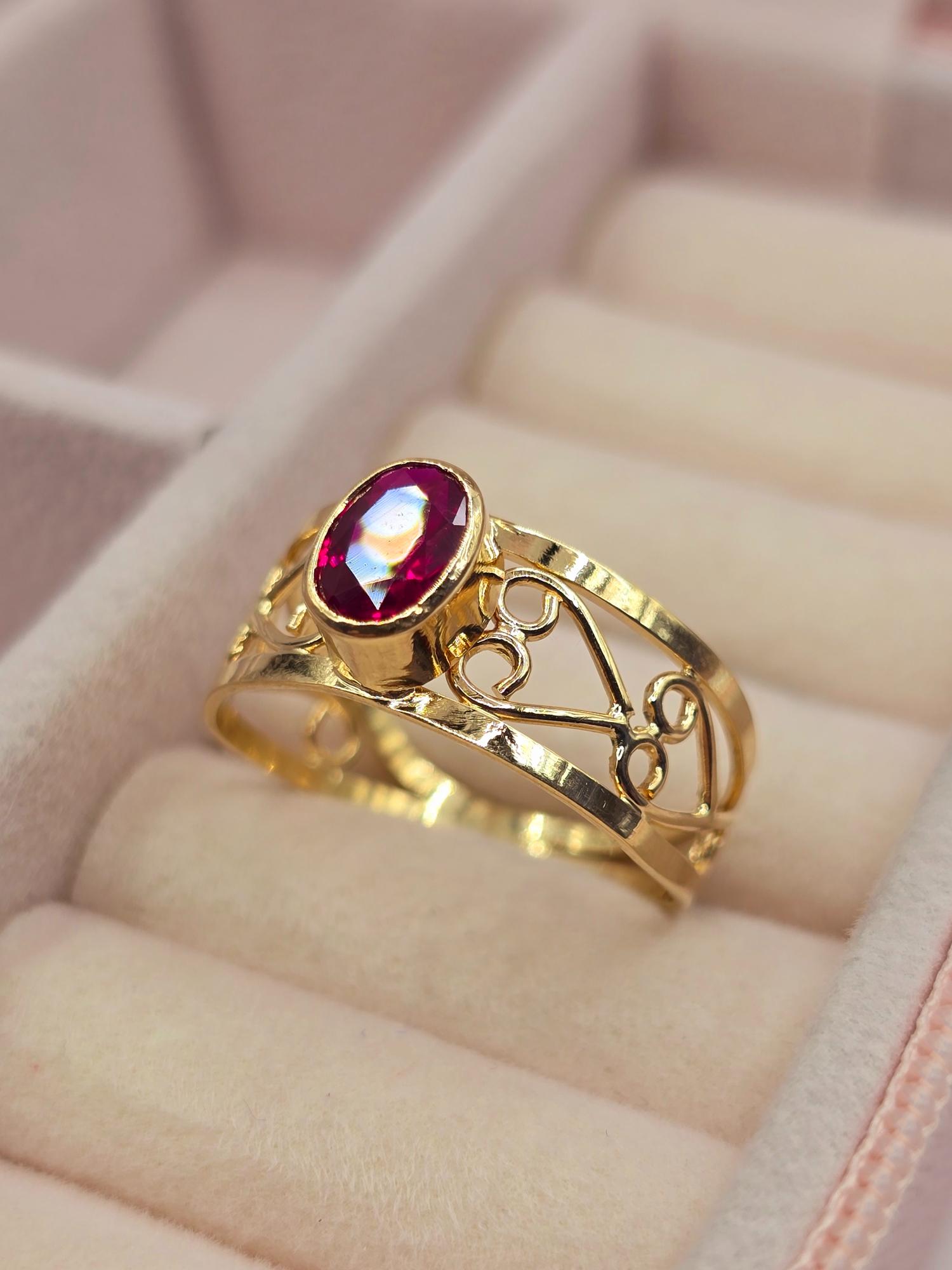 Anillo olimpo rubí 3 grs Oro 18k 2