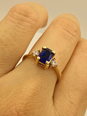 Anillo reina zafiro 3 grs Oro 18k