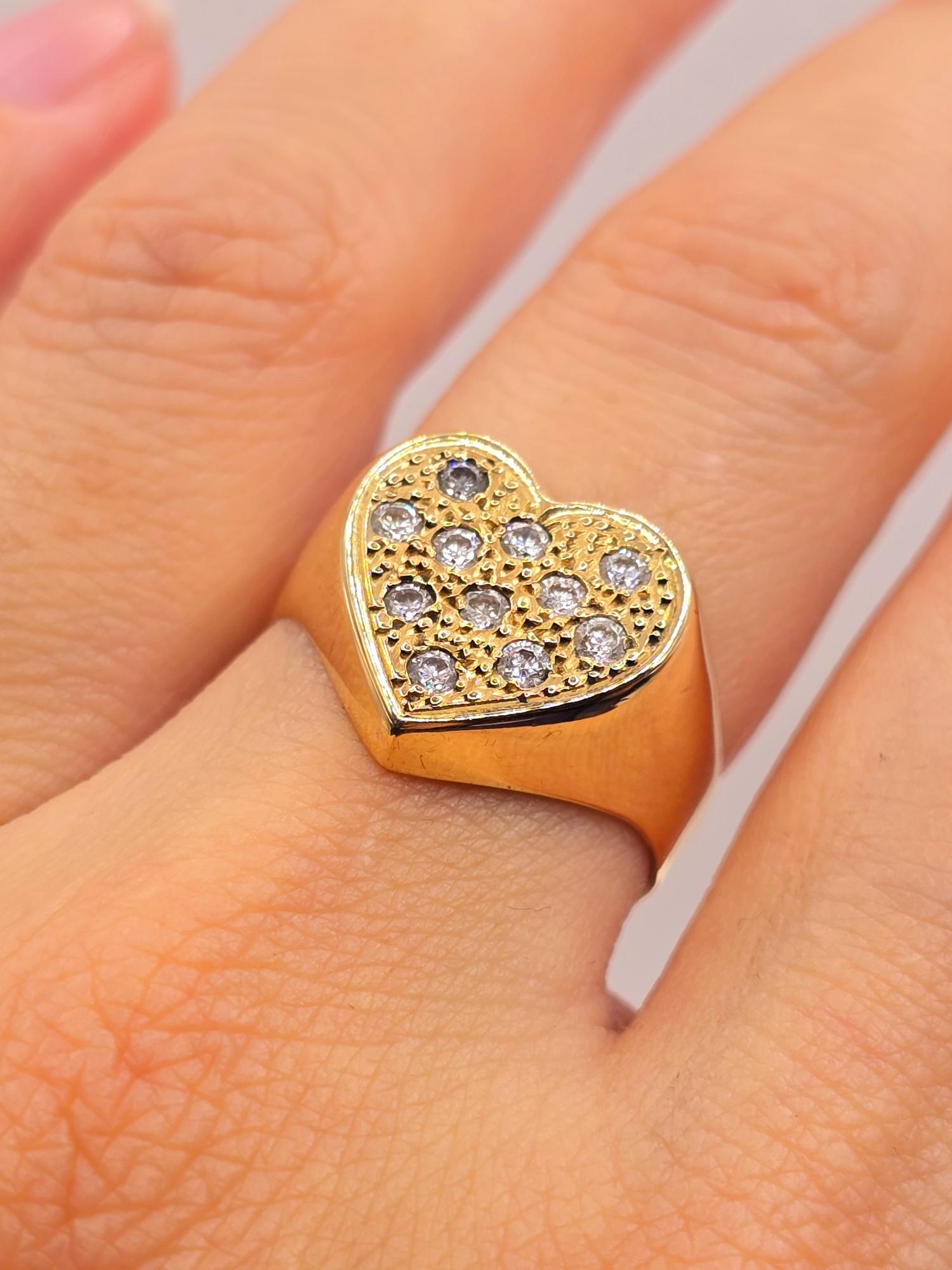 Anillo corazón circones 5.3 grs Oro 18k 3