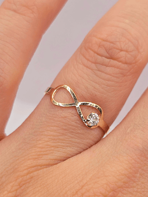 Anillo infinito circón 1 gr Oro 18k