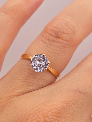 Anillo solitario seis grifas circón 2 grs Oro 18k 