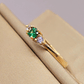 Anillo princesa esmeralda y circones 2.3 grs Oro 18k - Miniatura 7