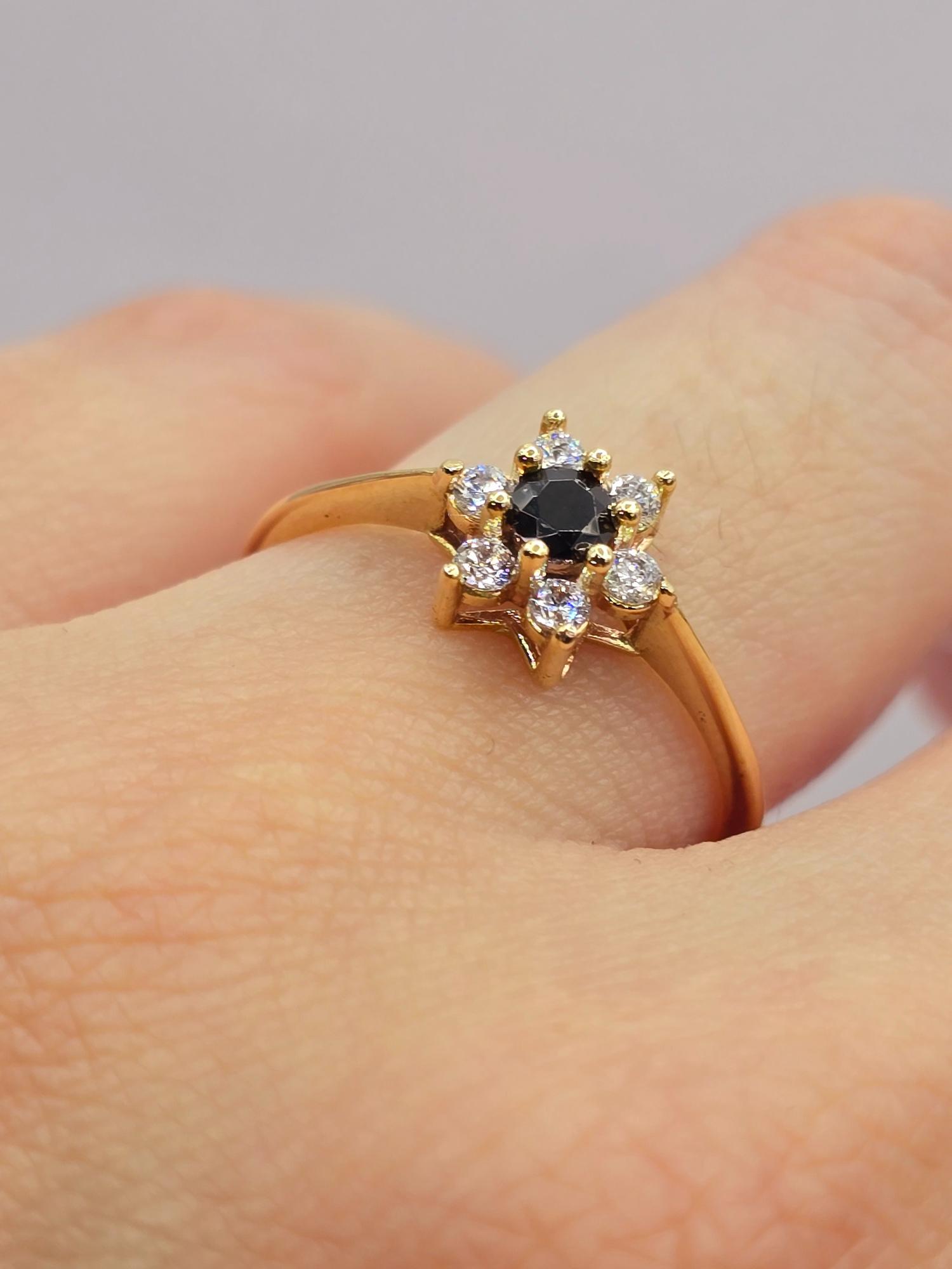 Anillo roseta onix 2.5 grs Oro 18k 3